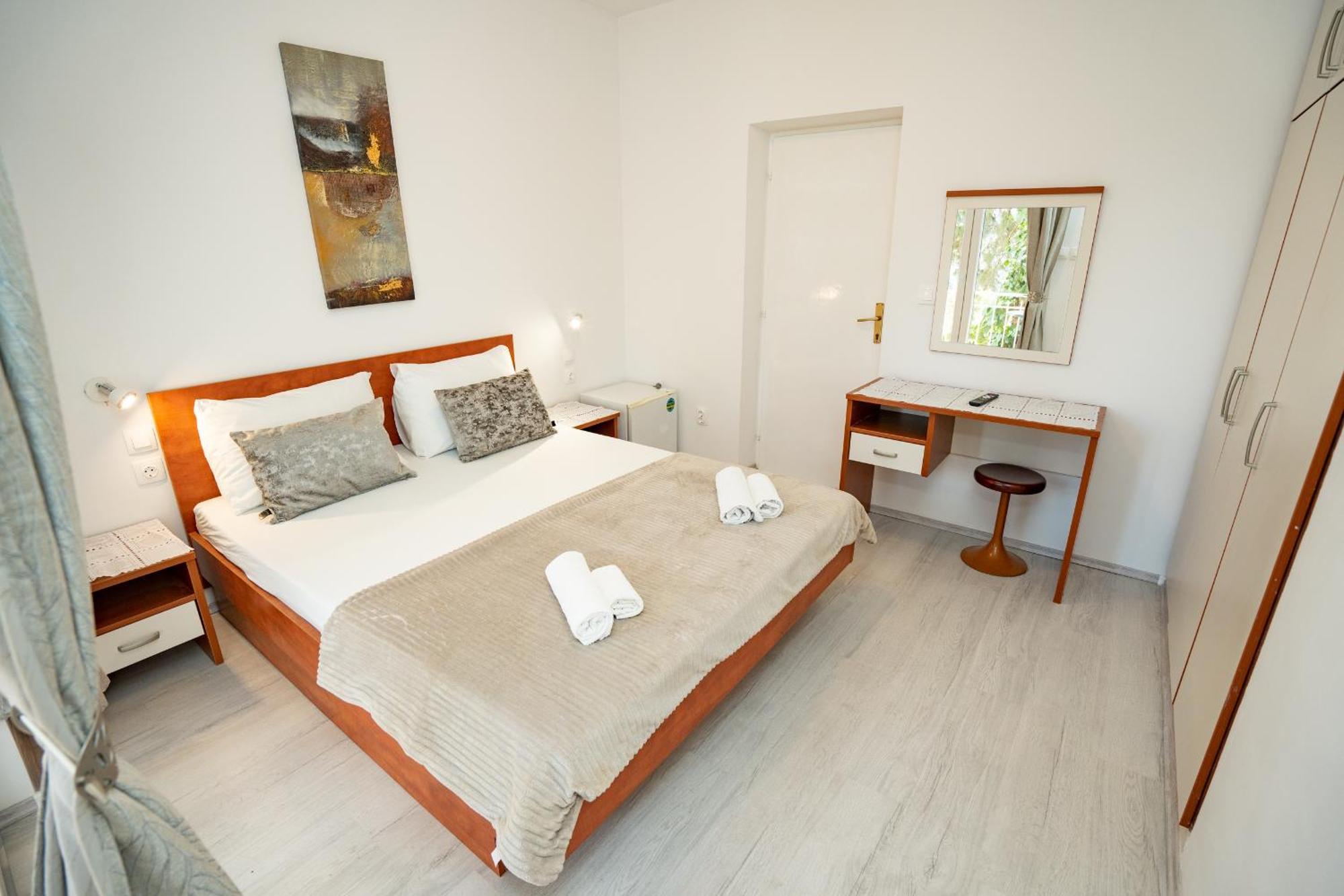 Pool Mansion Magnolia - Comfort Rooms Novalja Kültér fotó